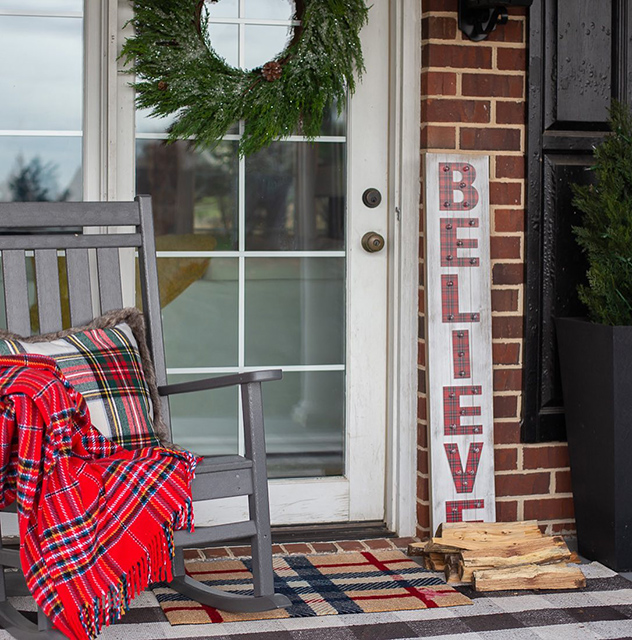 Heathered Nest | Holiday Decor Front Porch Makeover Heathered Nest | Holiday Decor Front Porch Makeover